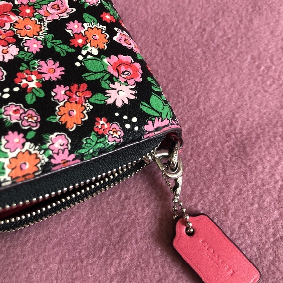Coach Floral Wallet - Brand New Limited Edition! - Picture 6 of 6